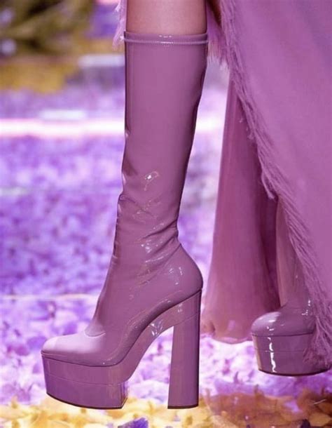 2015 atelier versace patent leather gogo boots for sale|atelier Versace fall 2015 review.